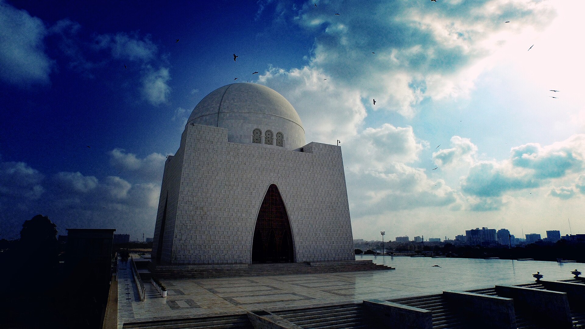 Mövenpick Karachi
